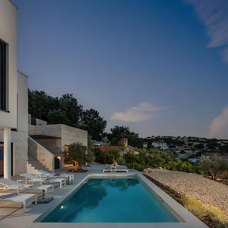 Marim Villa *